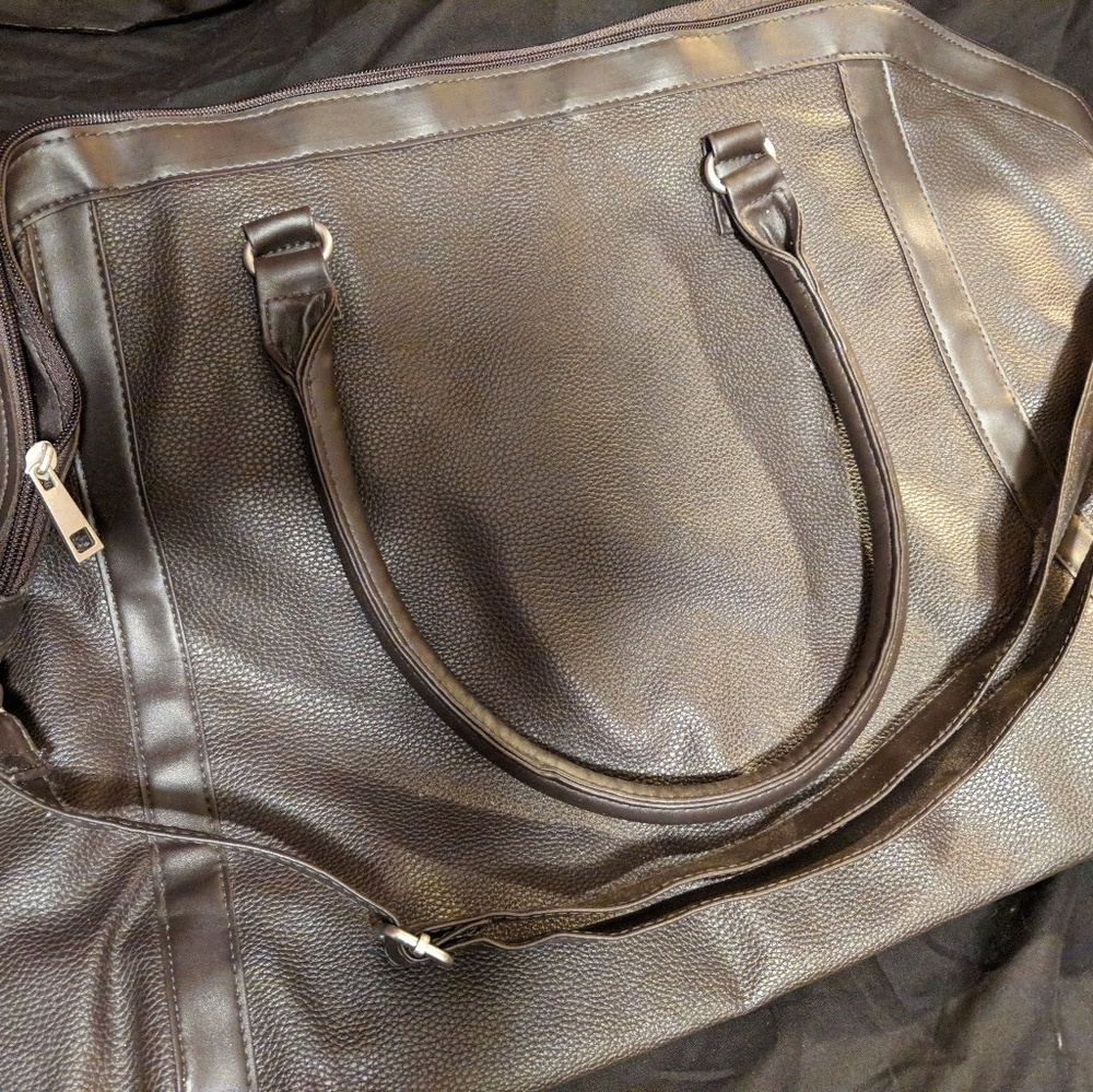 ULTA LARGE Zip Chocolate Brown Weekender Tote